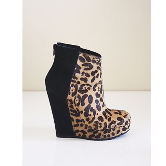 Kelsi Dagger Shoes - Kelsi Dagger Huette Leopard Wedge